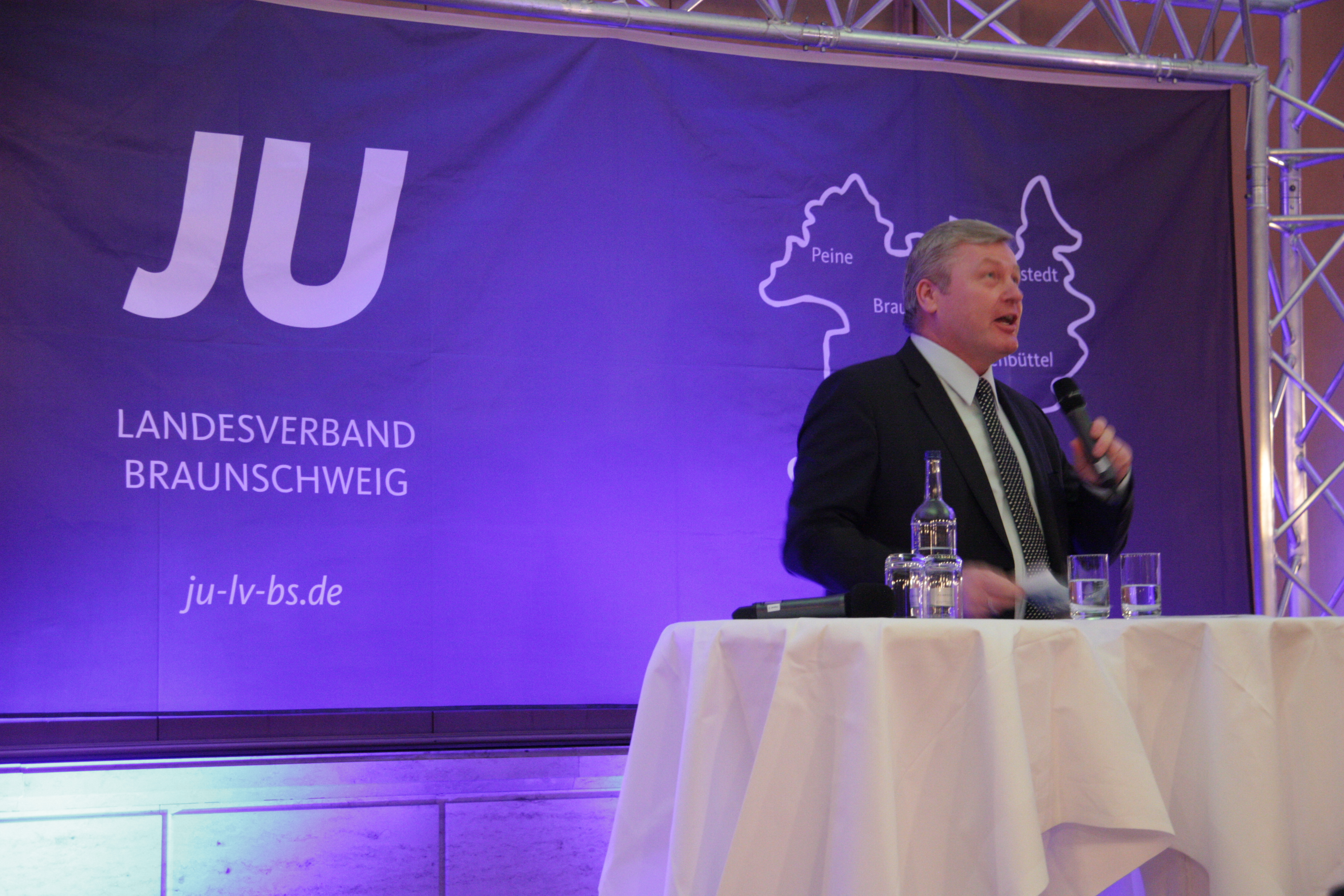 10.32.2017 - CDU-Spitzenkandidat Dr. Bernd Althusmann zu Gast beim JU Landesverband Braunschweig - 